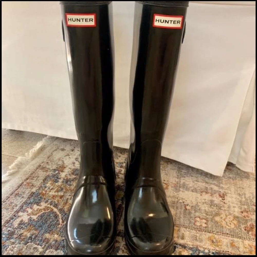 Size 8 Hunter Rainboots